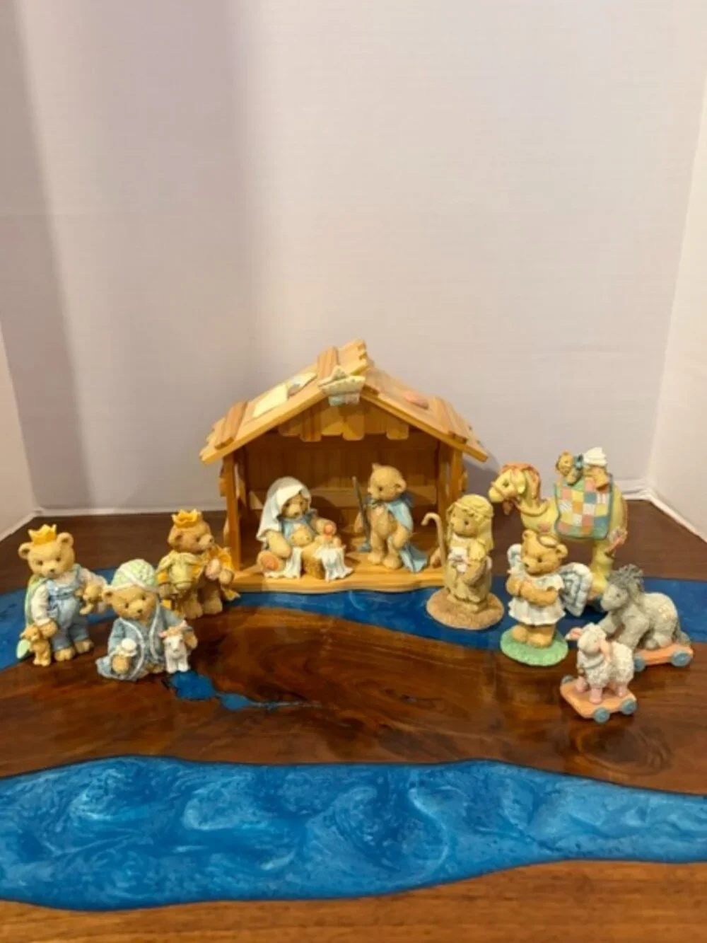 Cherished Teddies 11 Piece Nativity Set with Creche